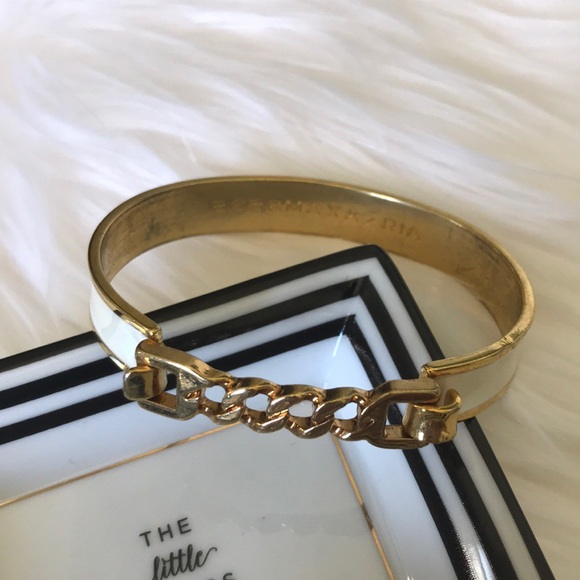 White BCBG Bracelet - Picture 2 of 5